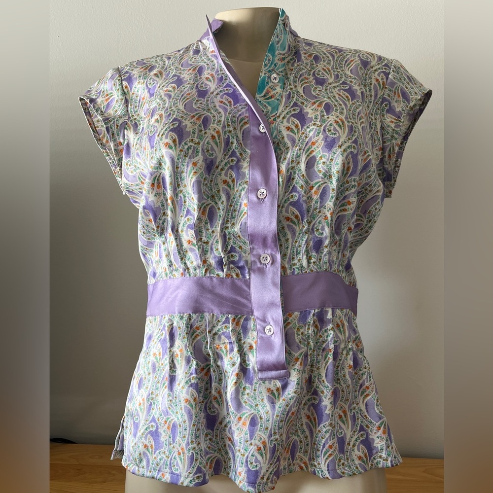 Robert Graham 💯 Silk Top, 4